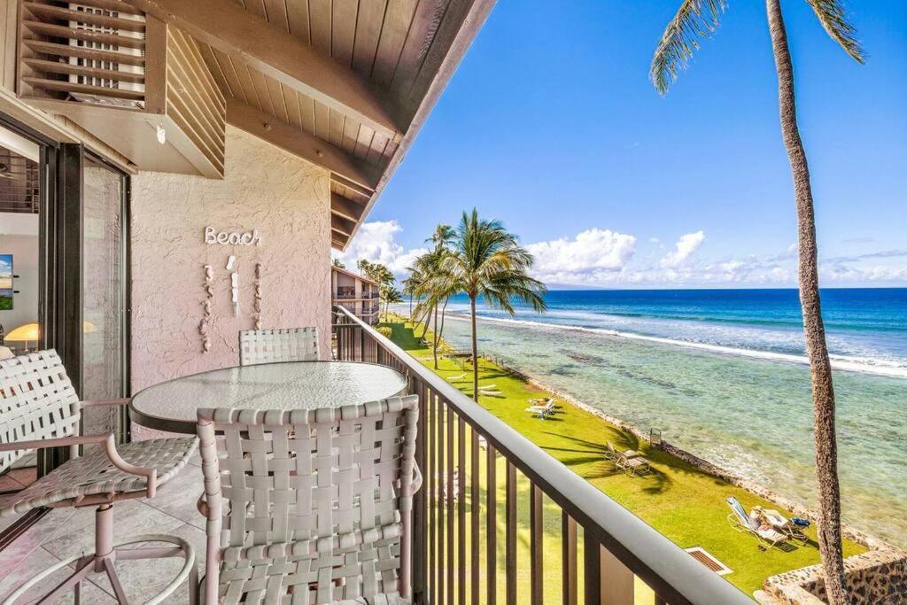 The Noniluna Two - Sleeps 9 Plus Pack N Play Lāhainā Exterior foto